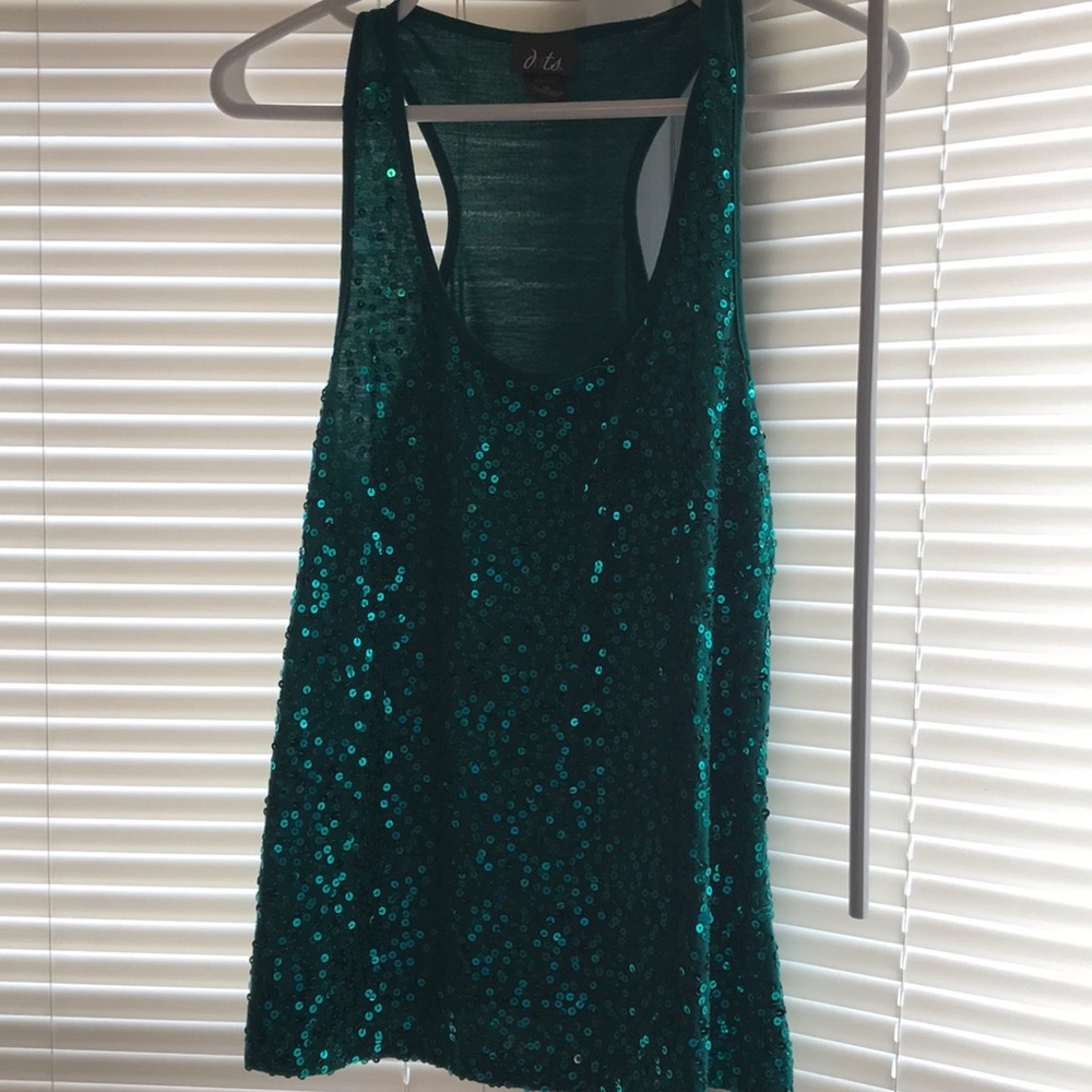 Emerald sparkle tank